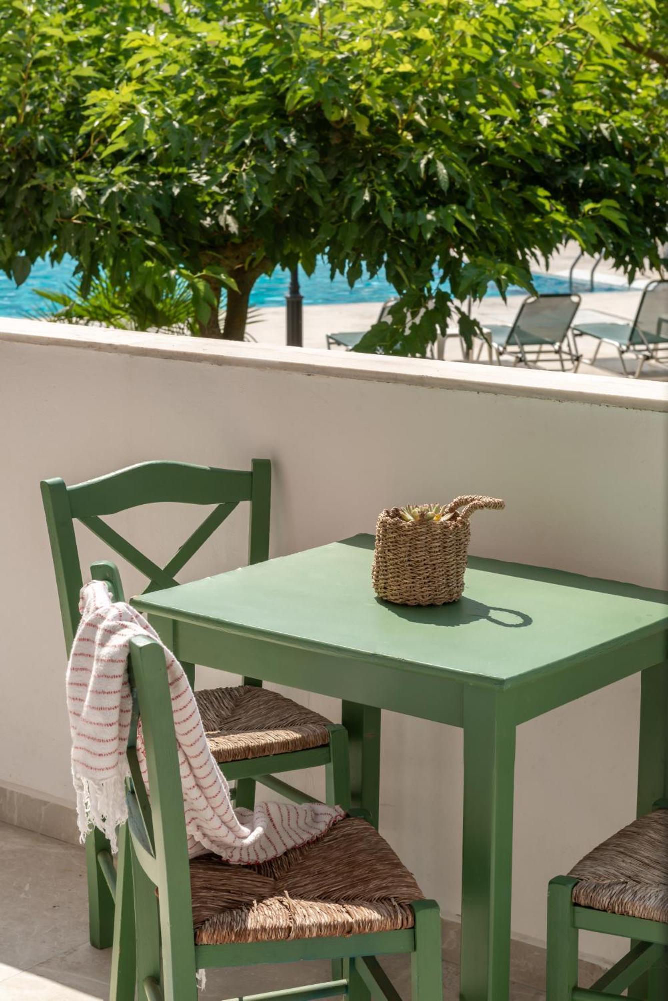 Ecoresort Hotel Zefyros Айос-Кирикос Экстерьер фото